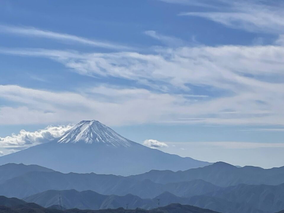 大菩薩嶺から富士山を望む