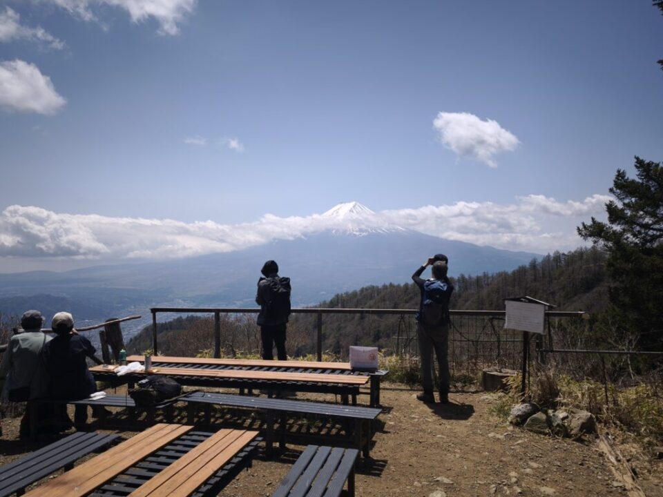 三ツ峠山荘からの富士山
