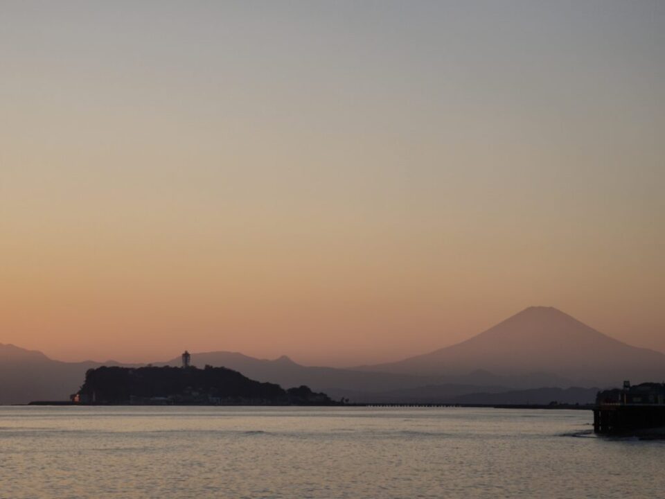 稲村ヶ崎温泉の夕暮れ