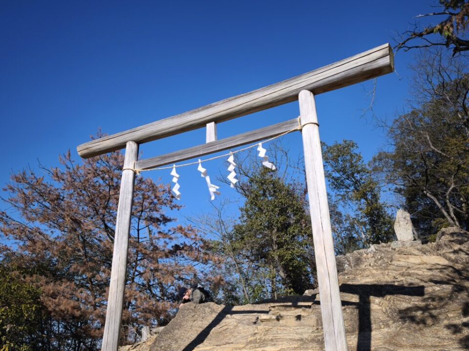 金刀比羅神社前　二の鳥居