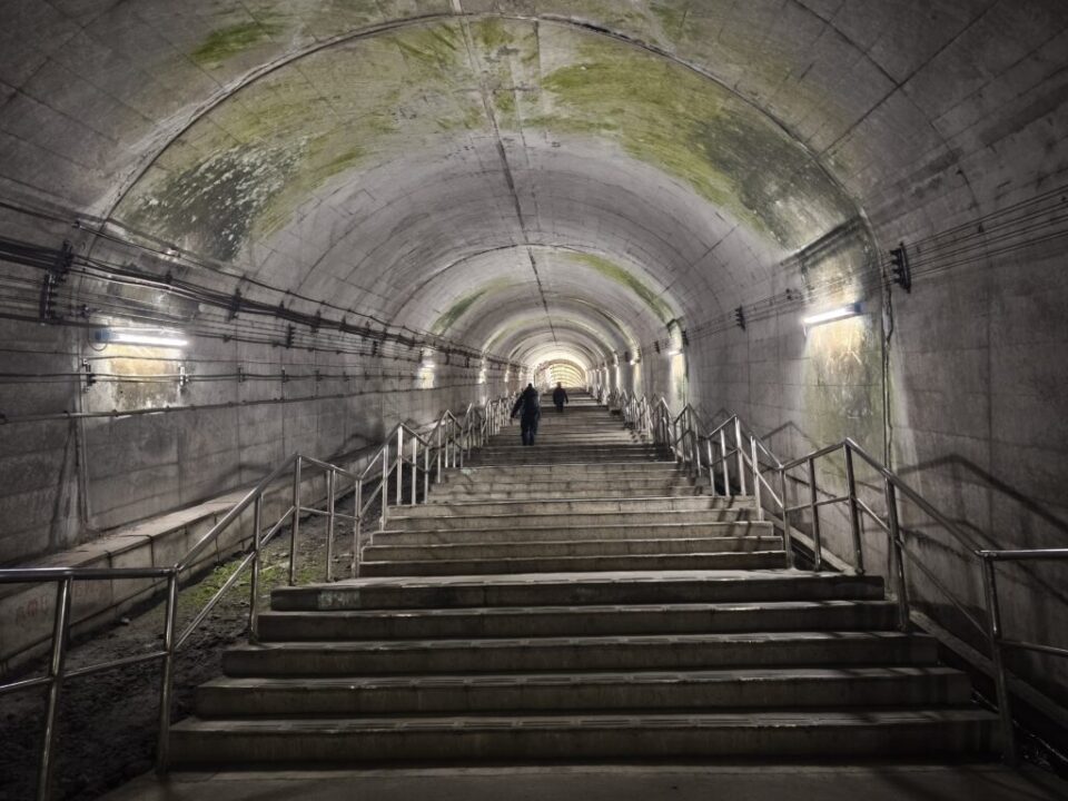 土合駅の階段