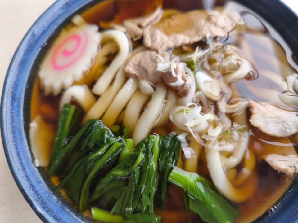 吾野駅前の肉うどん